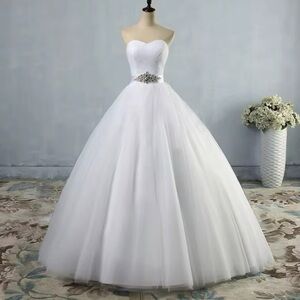Elegant Princess Strapless Wedding Gown Dress